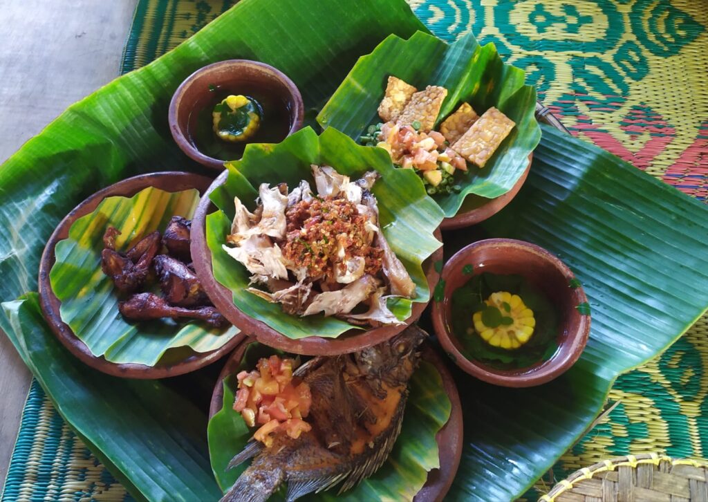 Keunikan Tradisi dan Kuliner di Pasar Bambu BonJeruk
